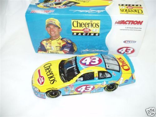 JOHN ANDRETTI 03 1/24 ACTION #43 CHEERIOS CAR  