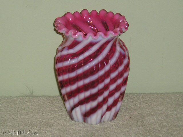 Vintage Fenton Cranberry Opalescent Spiral Optic Vase