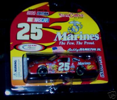 BOBBY HAMILTON JR 1/64 TEAM CALIBER 2004 #25 MARINES  