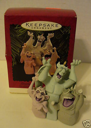 HALLMARK HUNCHBACK OF NOTRE DAME ORNAMENT   MIB  